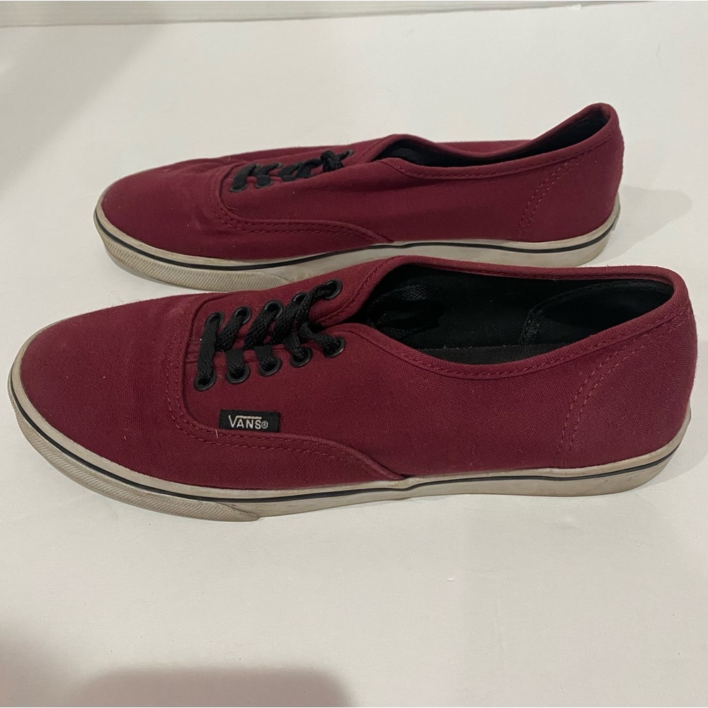 Vans Unisex Authentic Core Classics Casual Sneaker Shoe - maroon, size M 5.5 W 7 - Picture 6 of 8